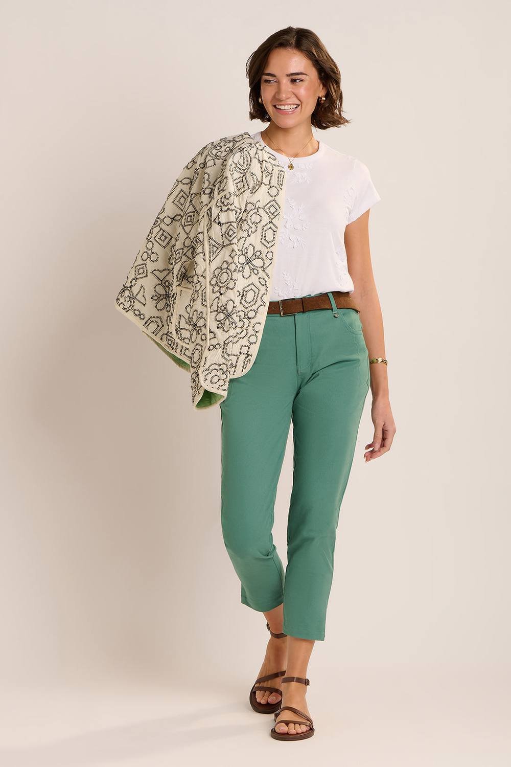 Brakeburn Brakeburn Women's CROPPED BLAKE TROUSERS in Green - 3