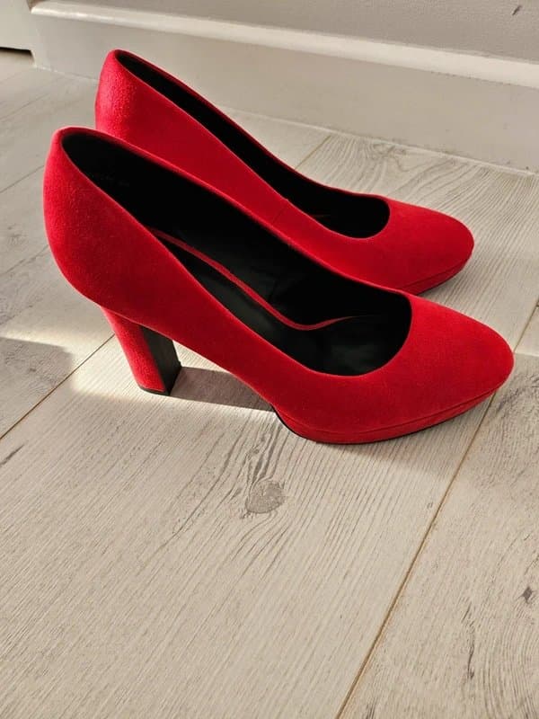 New Look Shoes