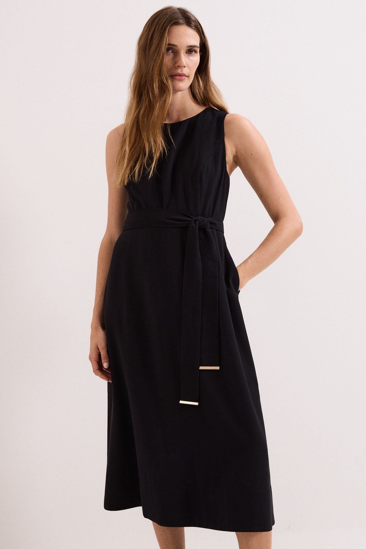 Phase Eight Phase Eight Women's Marta Midi Dress in Black - 3