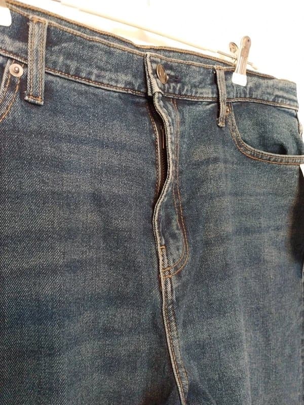 Amazon Essentials BNWT Waist 38 leg 30 blue straight leg jeans - Amazon