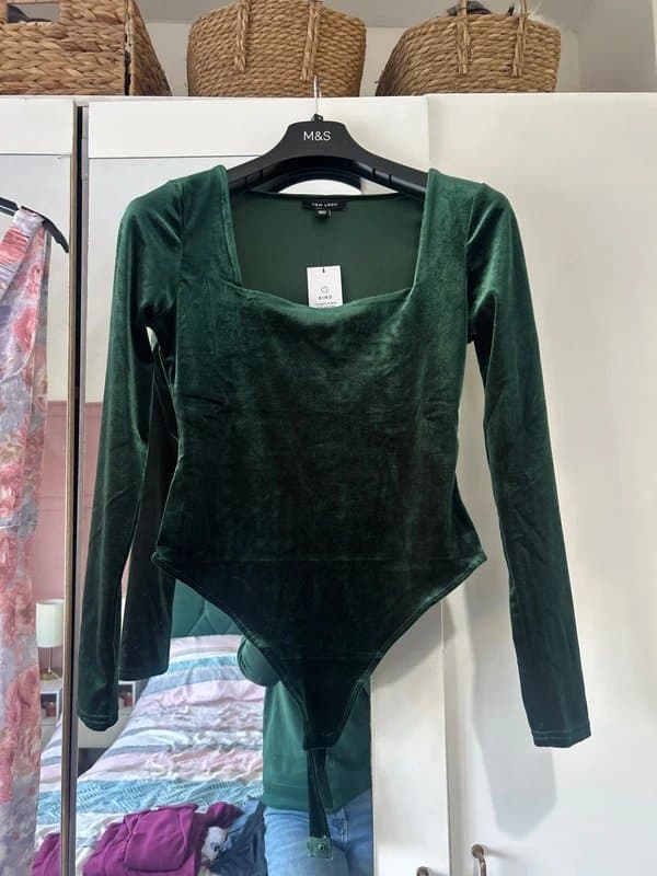 New Look Velvet top