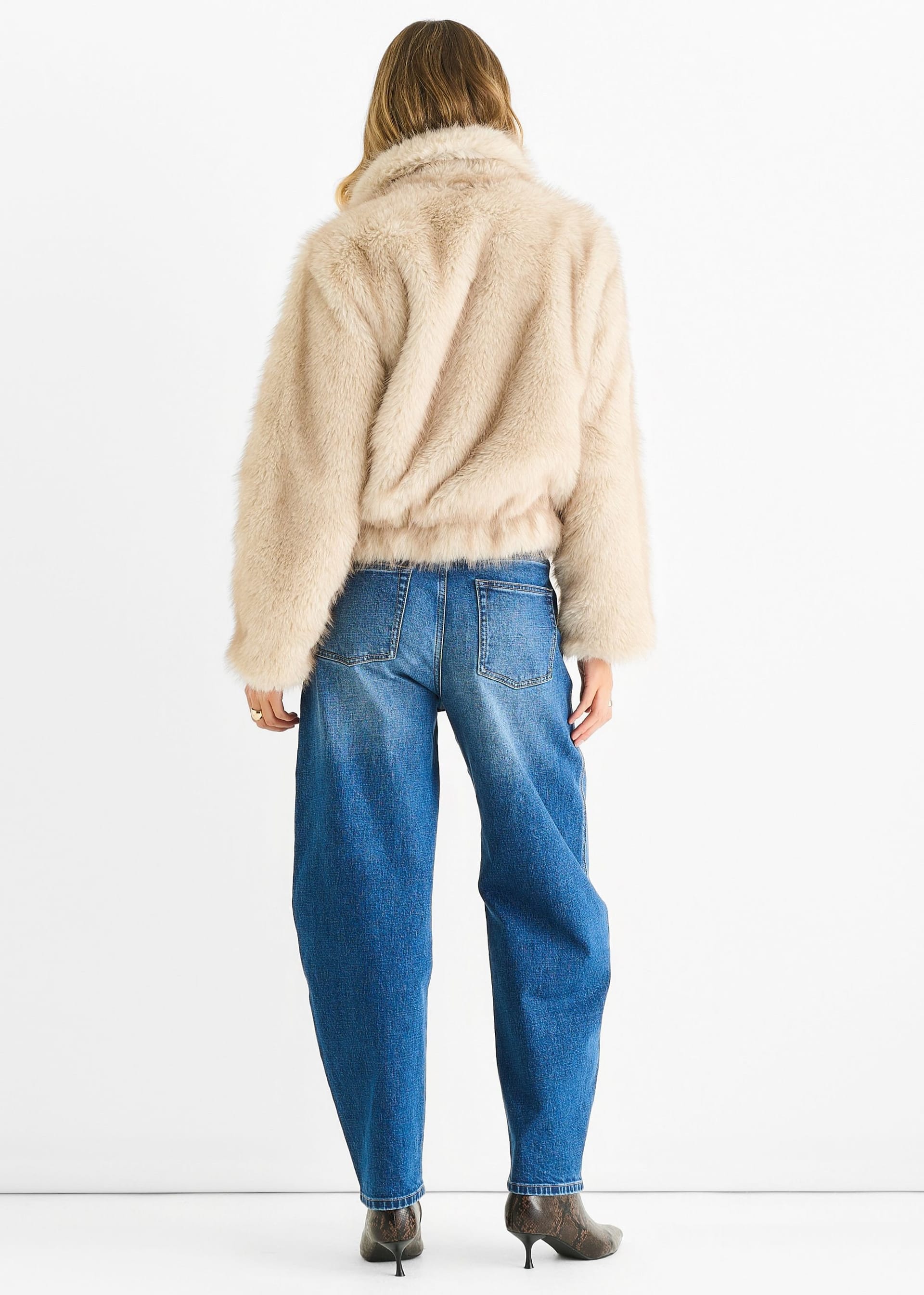 Gini London Gini London Women's Beige Premium Ombre Faux Fur Jacket - 4