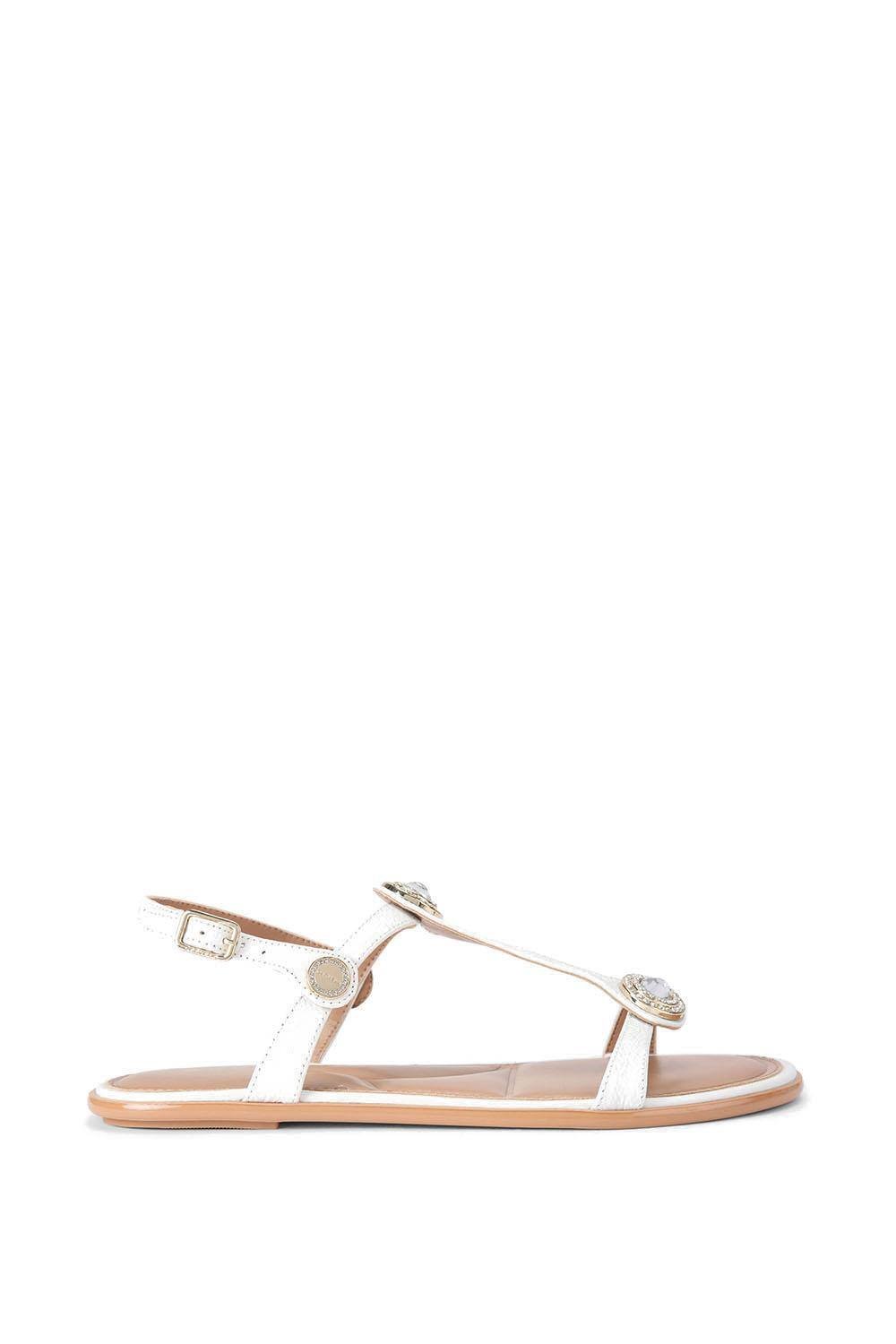 Carvela Carvela Women's 'Amalia Sandal' Leather Sandals in White - 4