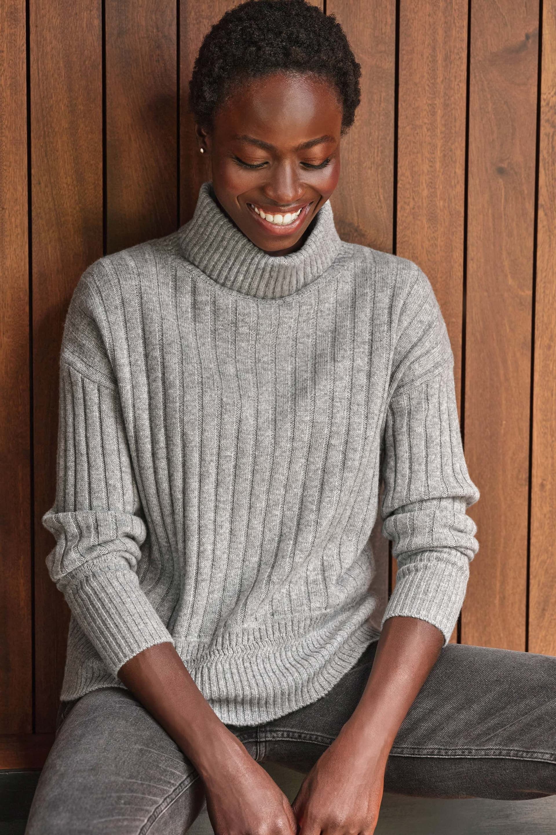 Pure Collection Pure Collection Women's Wool Cashmere Ribbed Roll Neck in Grey