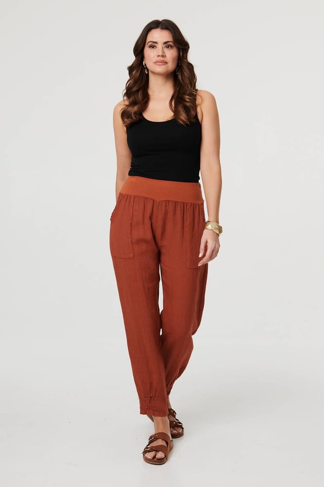 Izabel London Izabel London Women's Relaxed Linen Tapered Trousers in Terracotta - 2