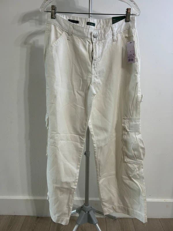 Wild Fable Wild Fable White Mid-Rise Cargo Pants NWT Size 8 31” Inseam