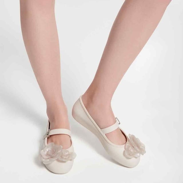 Melissa Shoes Melissa Shoes Women's Soft Ballerina Petals in Beige - 2