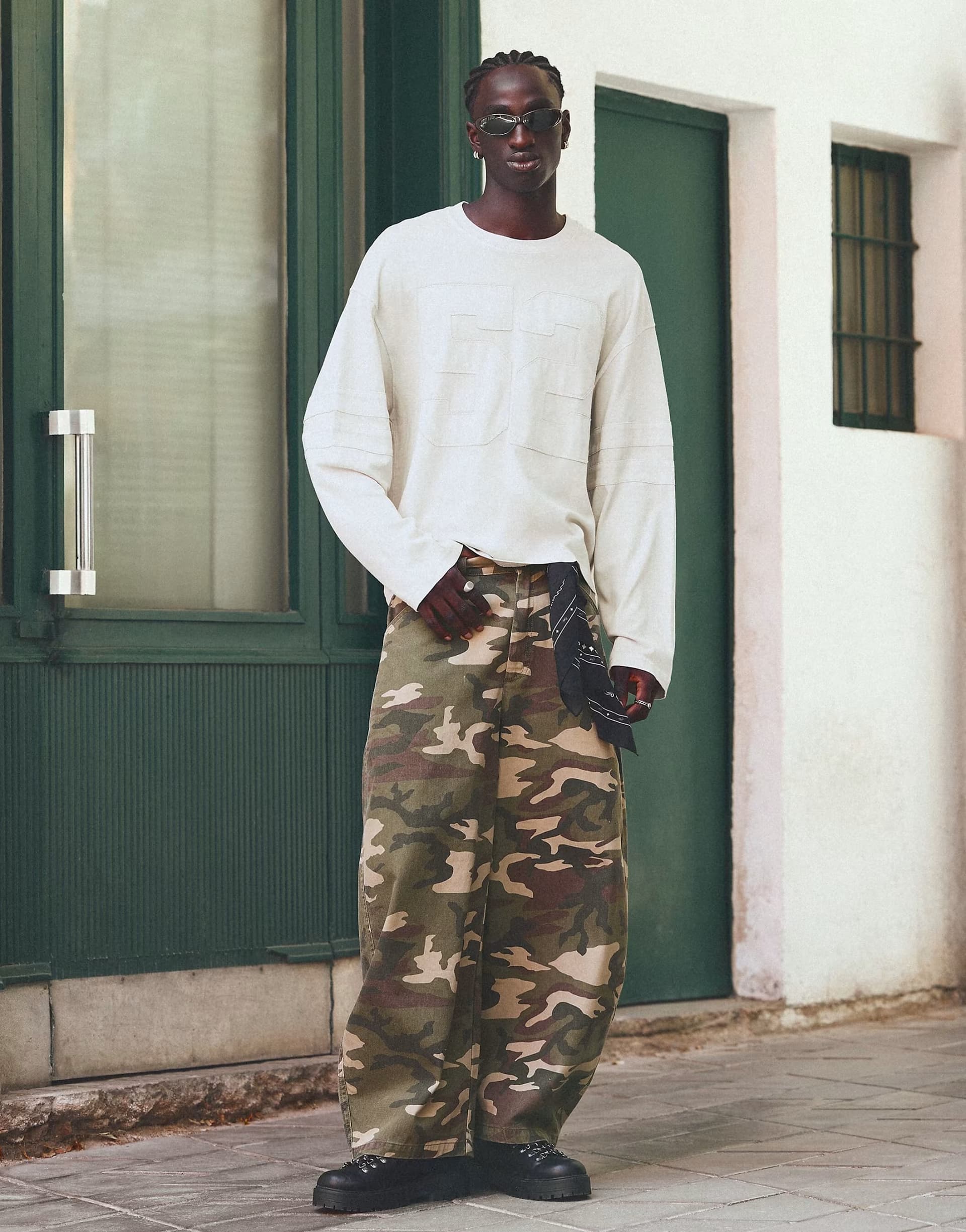 ASOS Bershka Printed baggy trousers in green