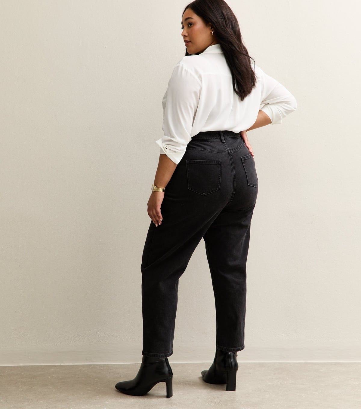 New Look Women's Plus Size Black Mom Jeans Curves New Look - 4