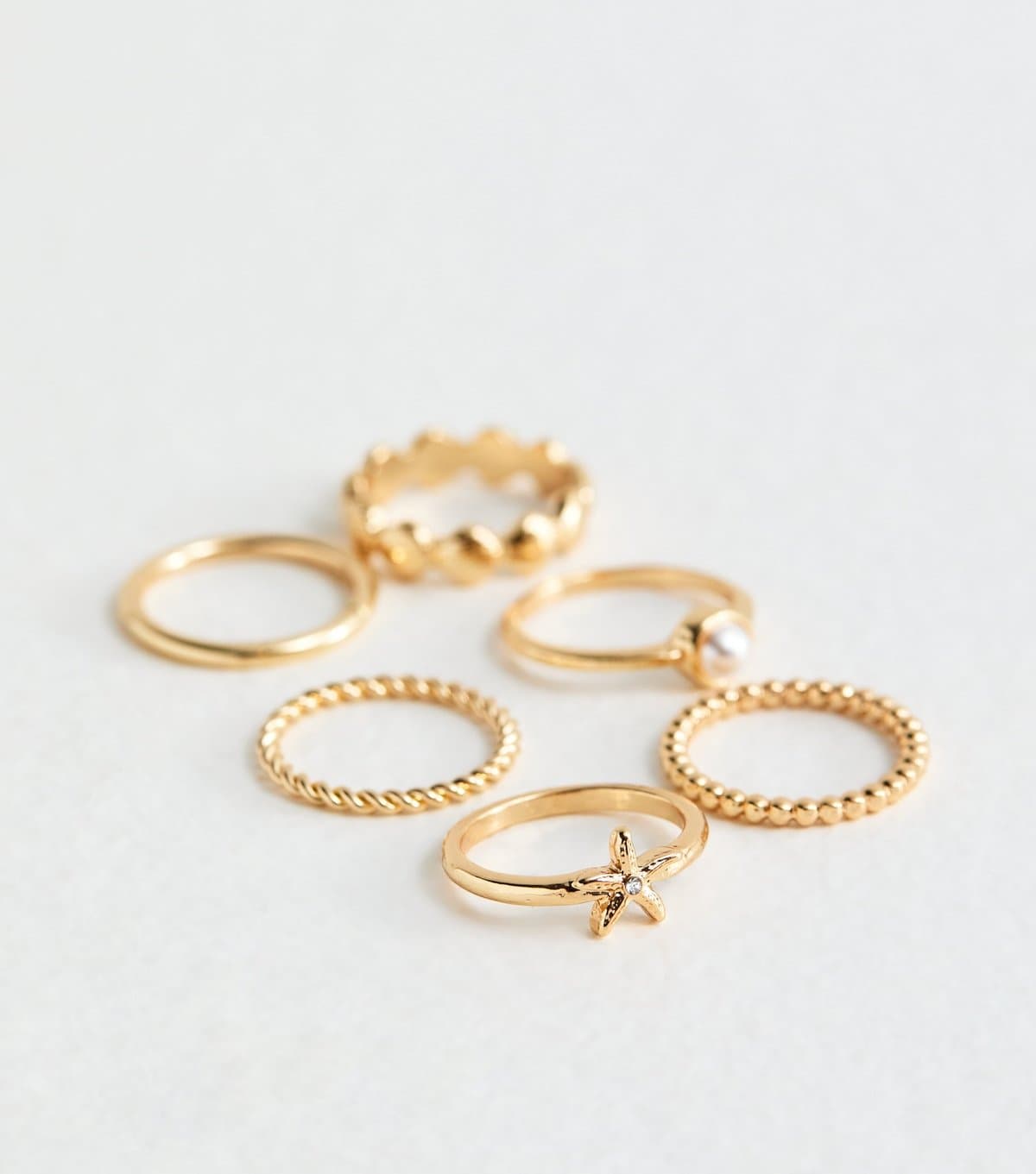 New Look Pack of 6 Gold Tone Pearl and Starfish Sleek Rings New Look