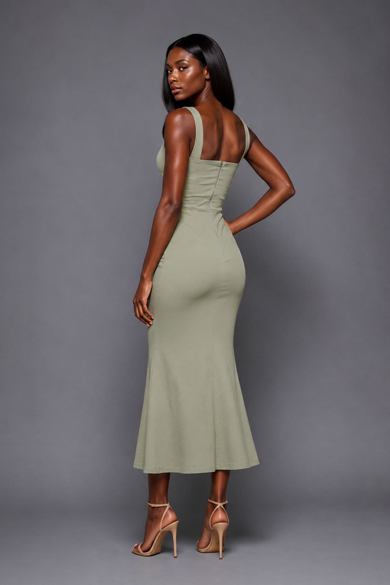 Vesper Vesper Women's Square Neckline Fishtail Midaxi Dress in Olive - 4