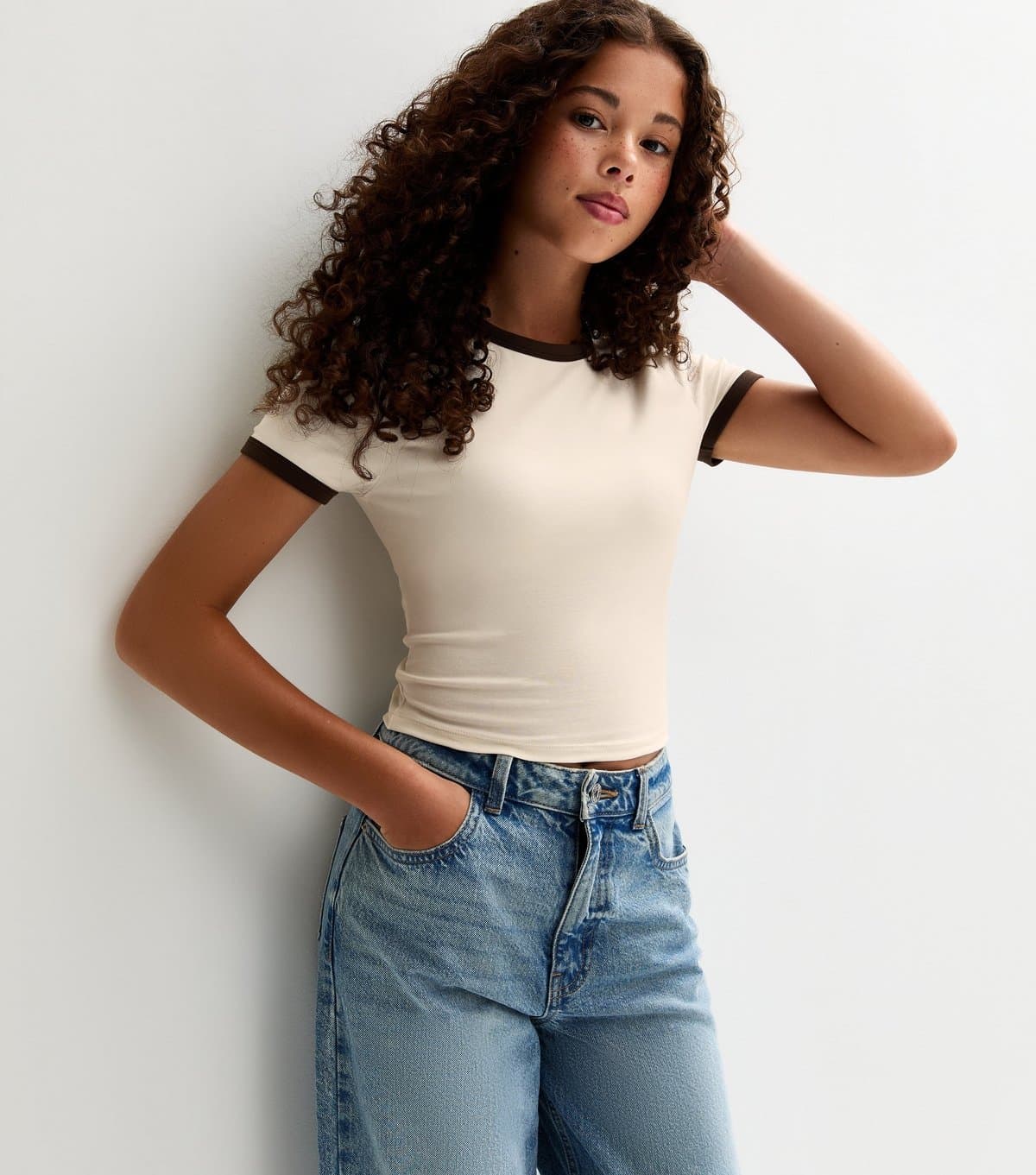New Look New Look Cream Contrast Trim Crew Neck T-Shirt