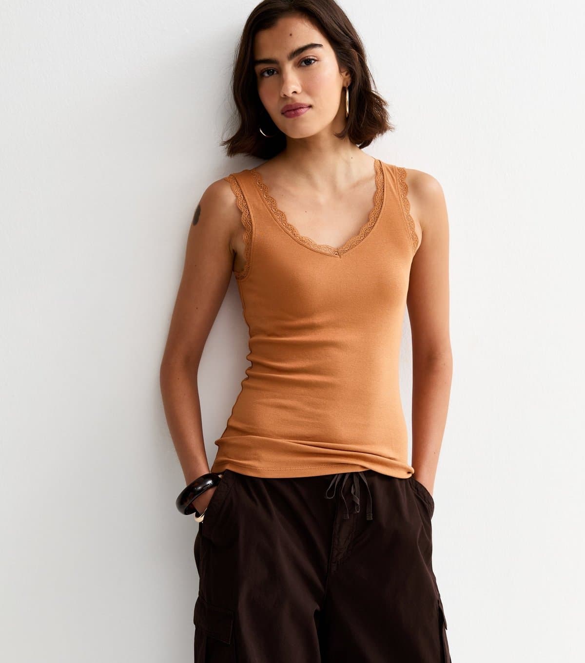 New Look Women's Tan Lace Trim Vest New Look