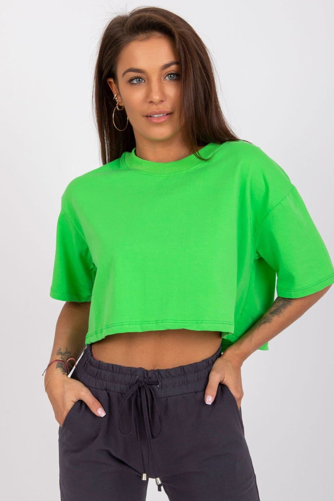 Love Lace Love Lace Women's T-Shirt With A Loose Fit & Short Sleeves in Green