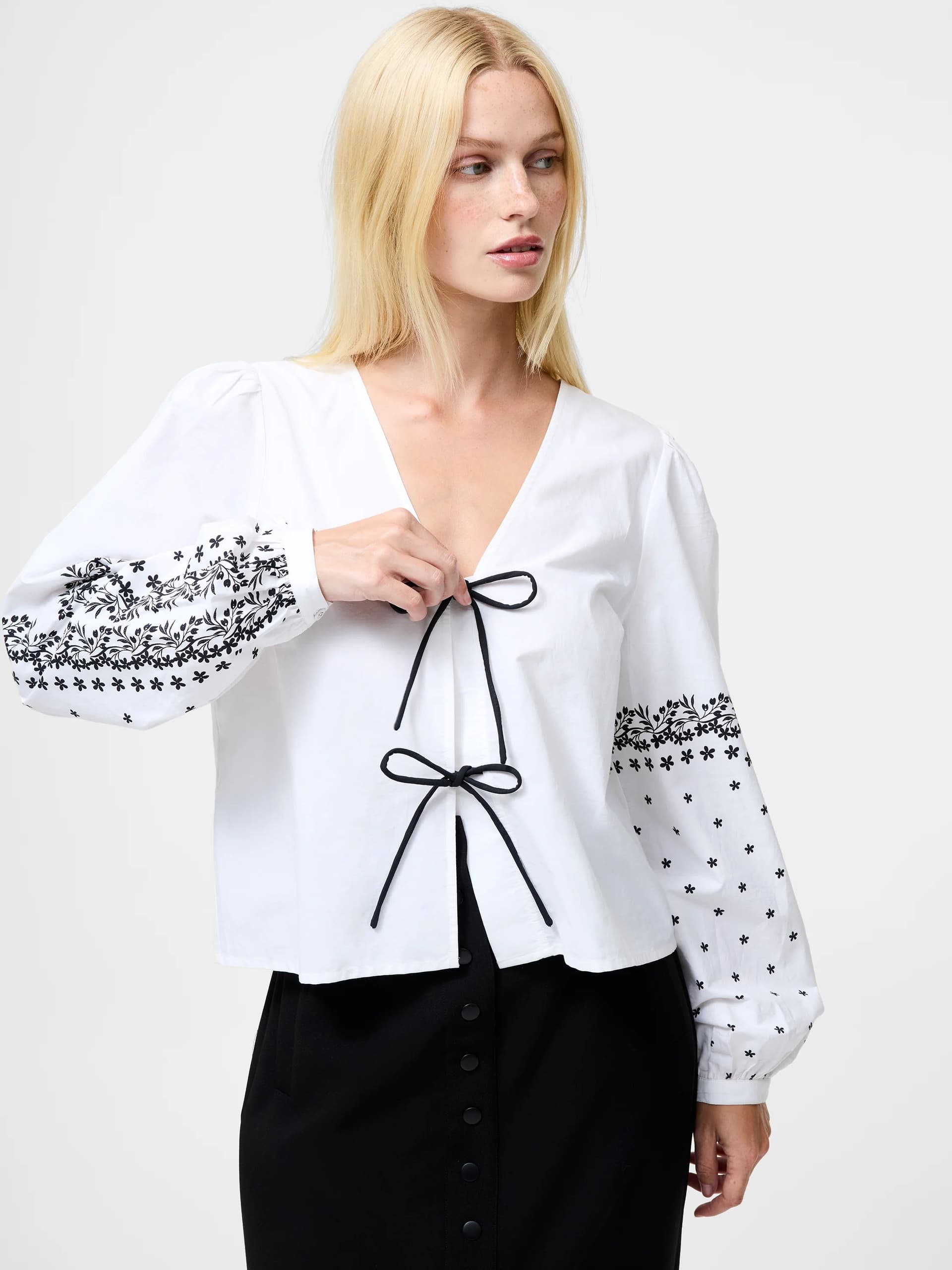 French Connection Cambria Cotton Floral Sleeve Tie Up Shirt Linen White Black
