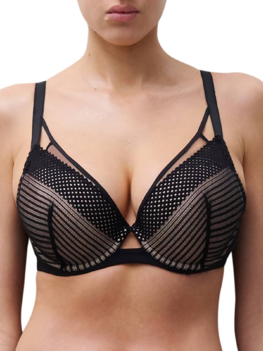 Chantelle Chantelle Women's Play Plunge T-Shirt Bra in Black - 4