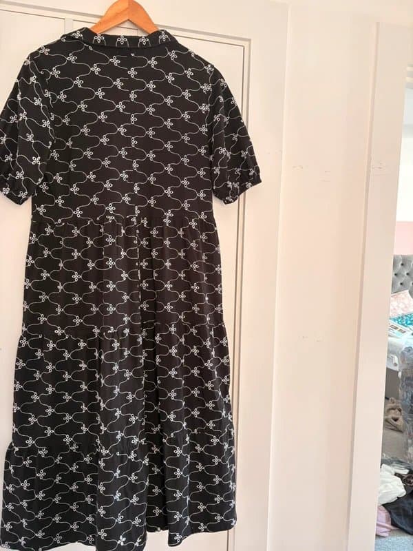 ASOS Design ASOS Midi Embroidered Dress Size 10 With Collar Oversized