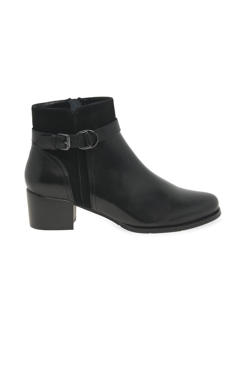 Regarde le Ciel Regarde Le Ciel Women's 'Jolene 23' Ankle Boots in Black