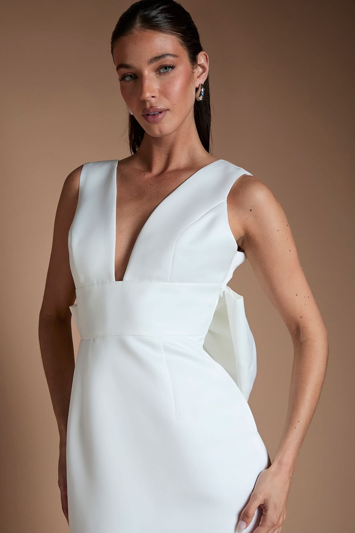 Coast Coast Women's Honoured Petite Plunge Neck Structured Satin Bow Back Wedding Dress in Ivory - 4