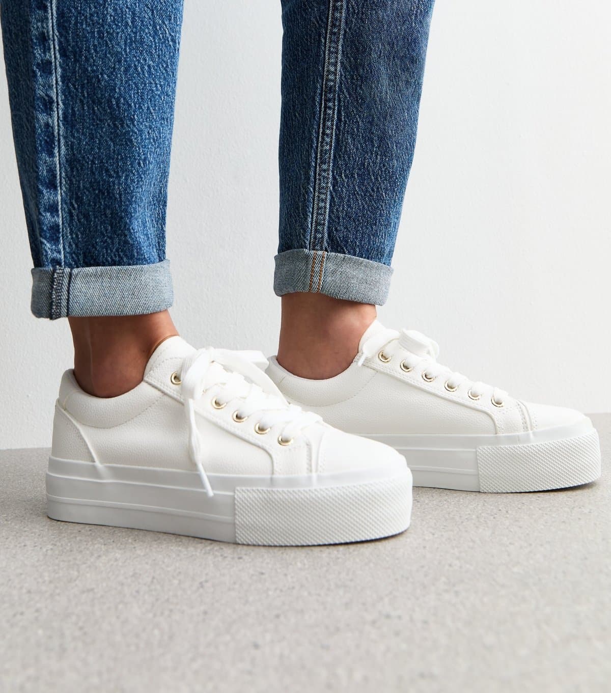 New Look Women's White Platform Sole Pebbled Faux Leather Trainers Vegan New Look