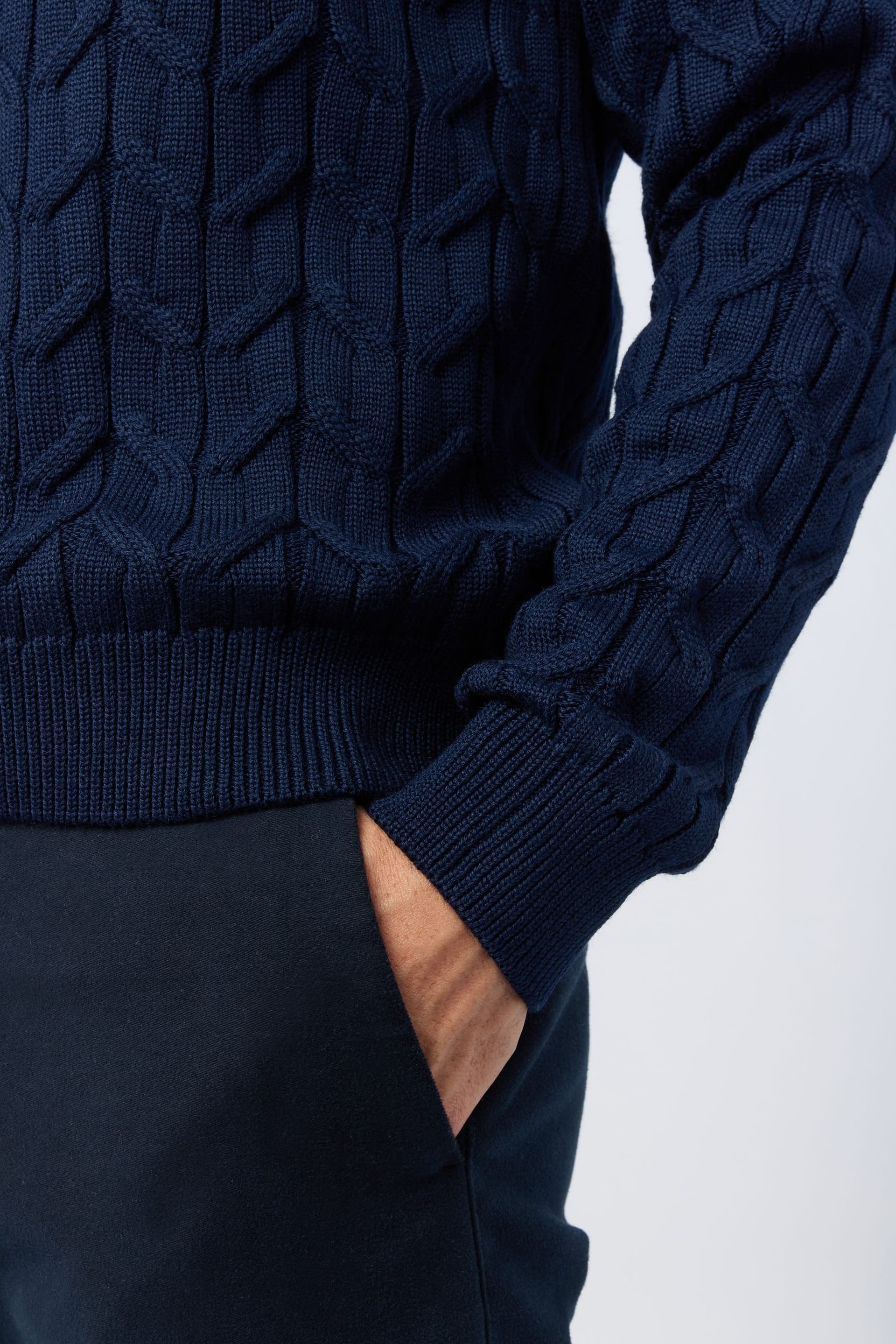 Melka Melka Men's Cable Knit Jumper in Navy - 4