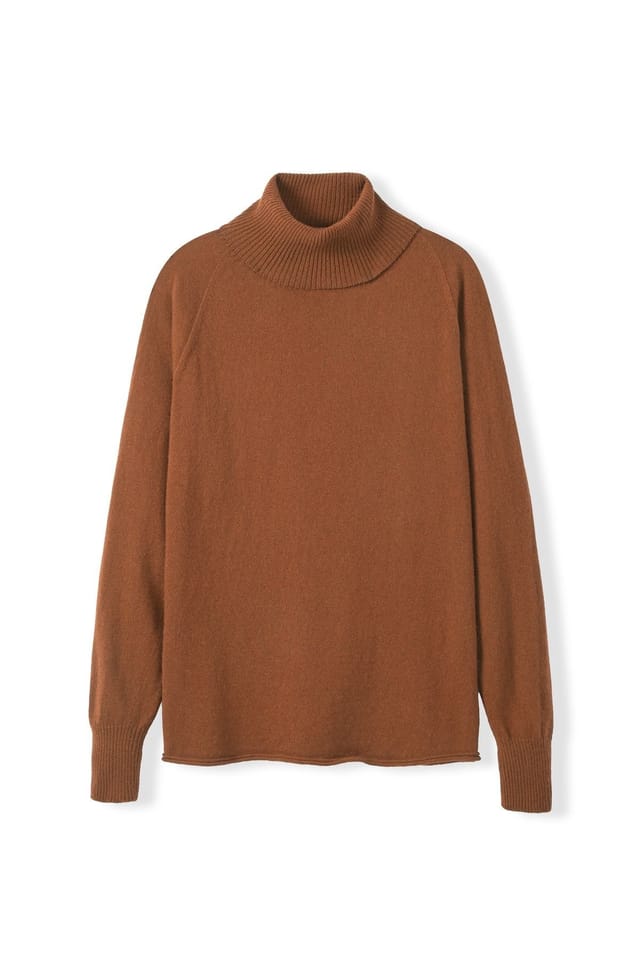 Celtic & Co Celtic & Co Women's Supersoft Slouchy Turtle Neck Sweater in Walnut - 2