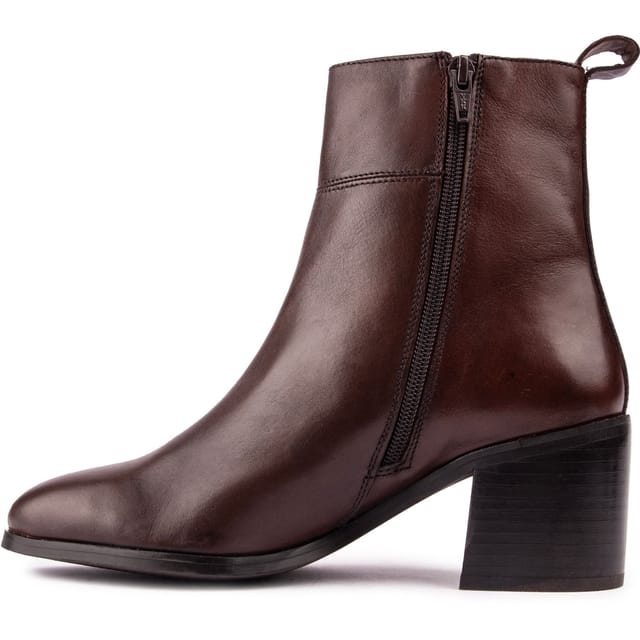 SOLE SOLE Women's Greer Zip Boots in Brown - 2