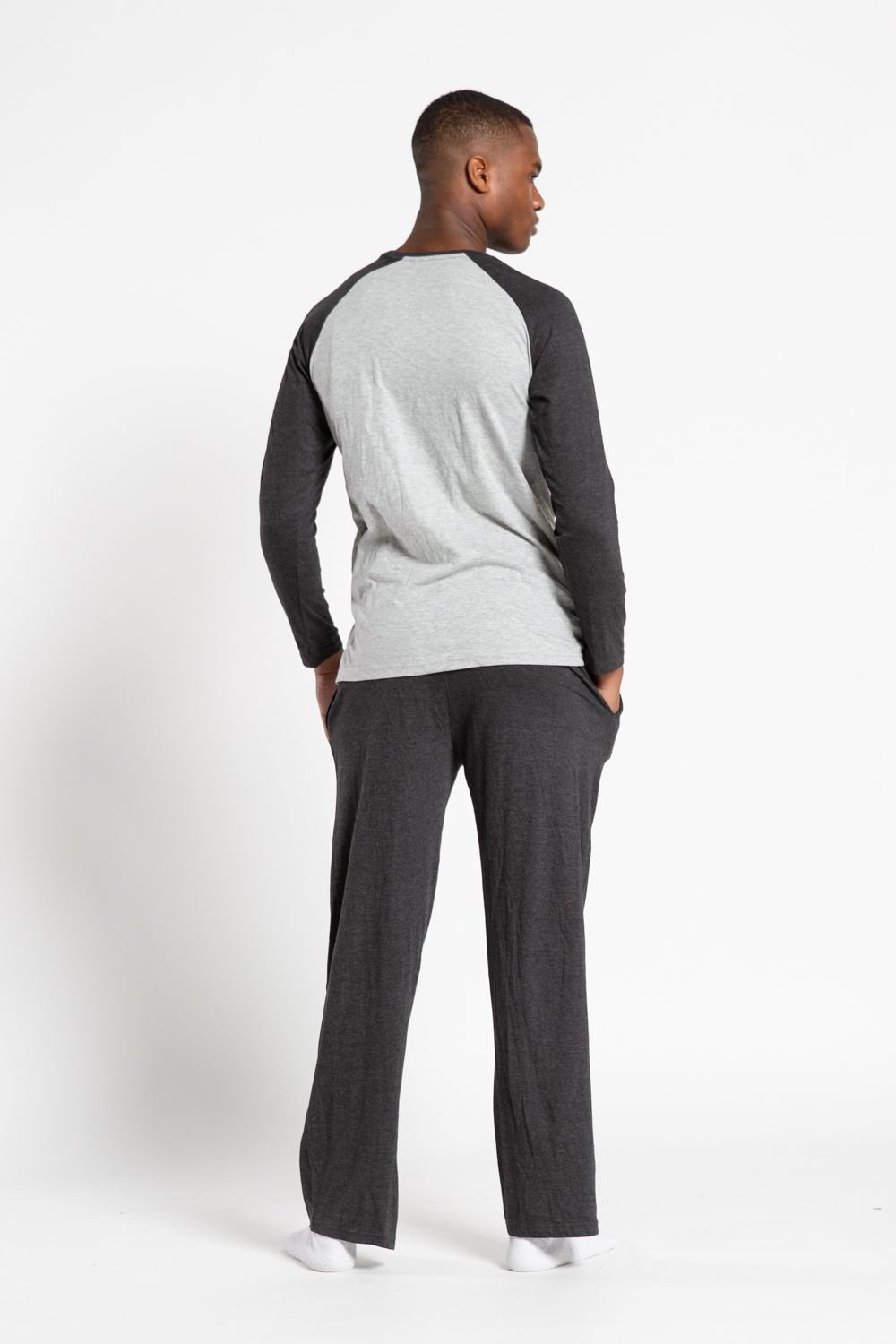 Tokyo Laundry Tokyo Laundry Men's Cotton 2-Piece Long Sleeve Top & Bottoms Pyjama Set in Light Grey - 2