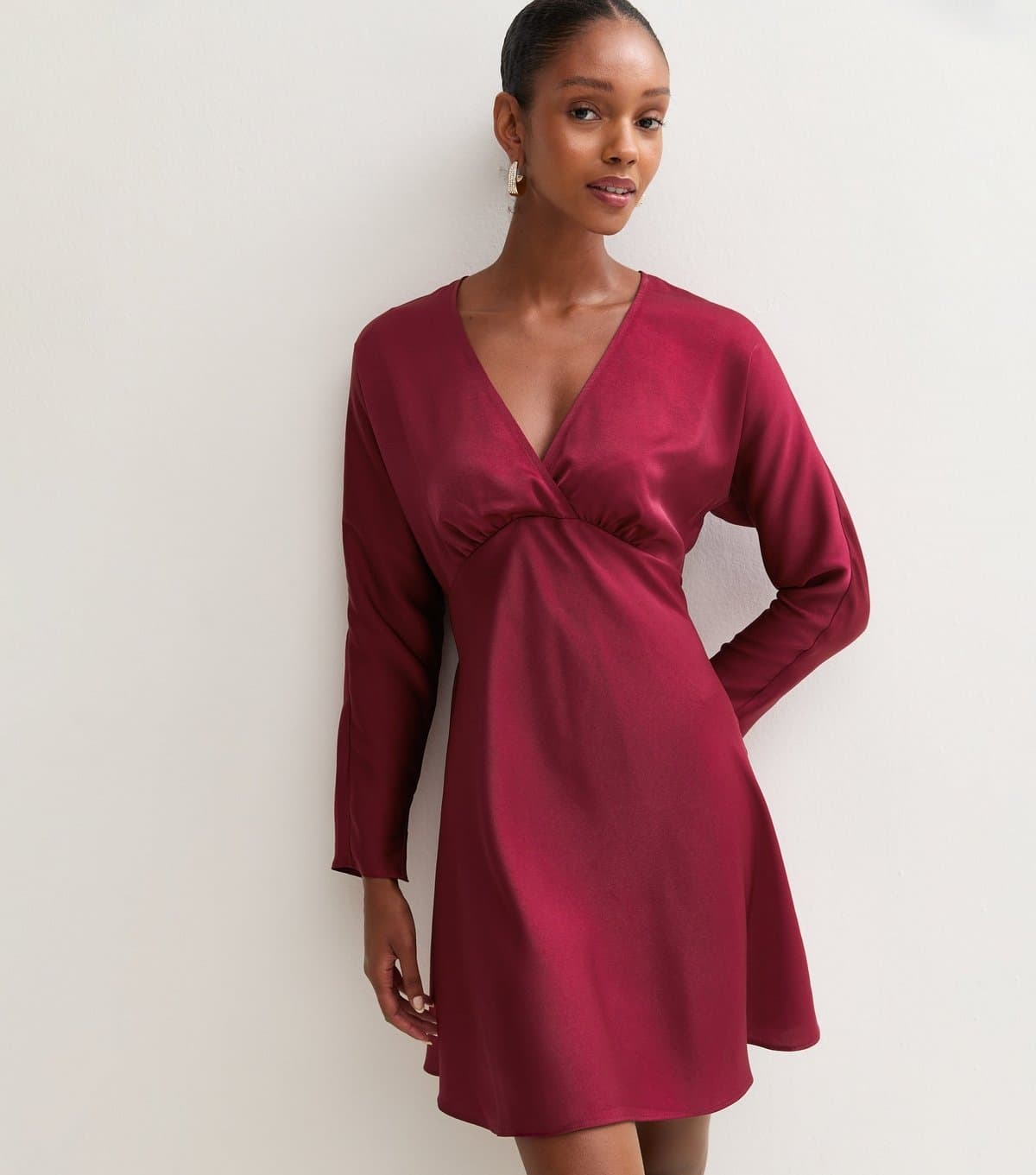 New Look Women's Dark Red Satin V-Neck Mini Dress New Look