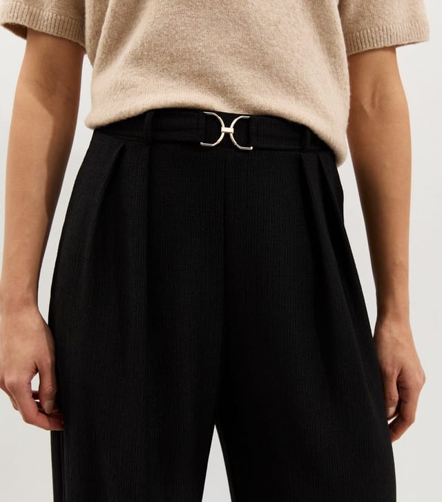 New Look Women's Black Belt Detail Pleated Crinkle Texture Wide Leg Trousers New Look - 2
