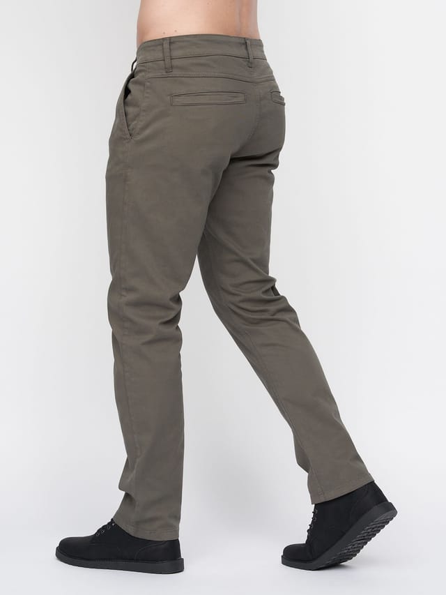 Duck&Cover Duck&Cover Moretor Men's Slim-Fit Lightweight Stretch Canvas Chinos with Secure Penny Pocket in Olive - 3