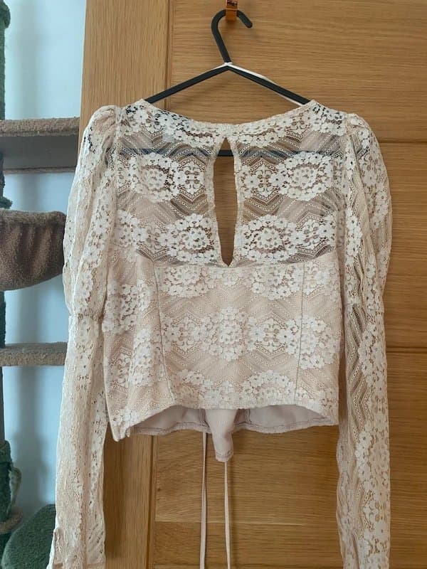 Topshop Topshop Lace Long‑Sleeve Crop Top – UK 10