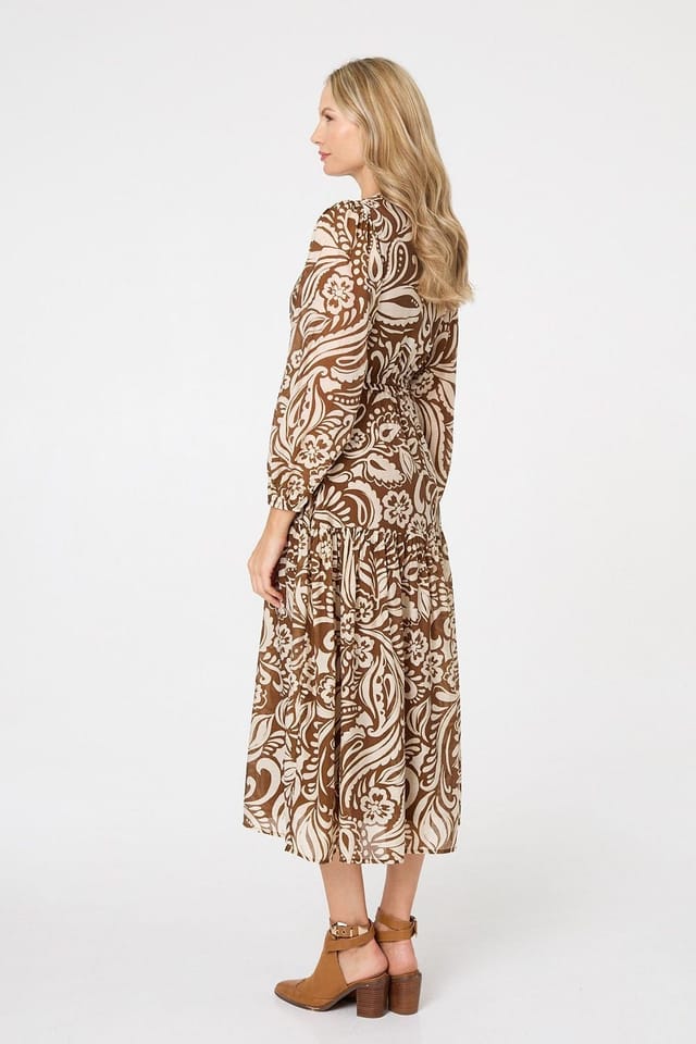 Izabel London Izabel London Women's Printed Layered Long Sleeve Maxi Dress in Brown - 3