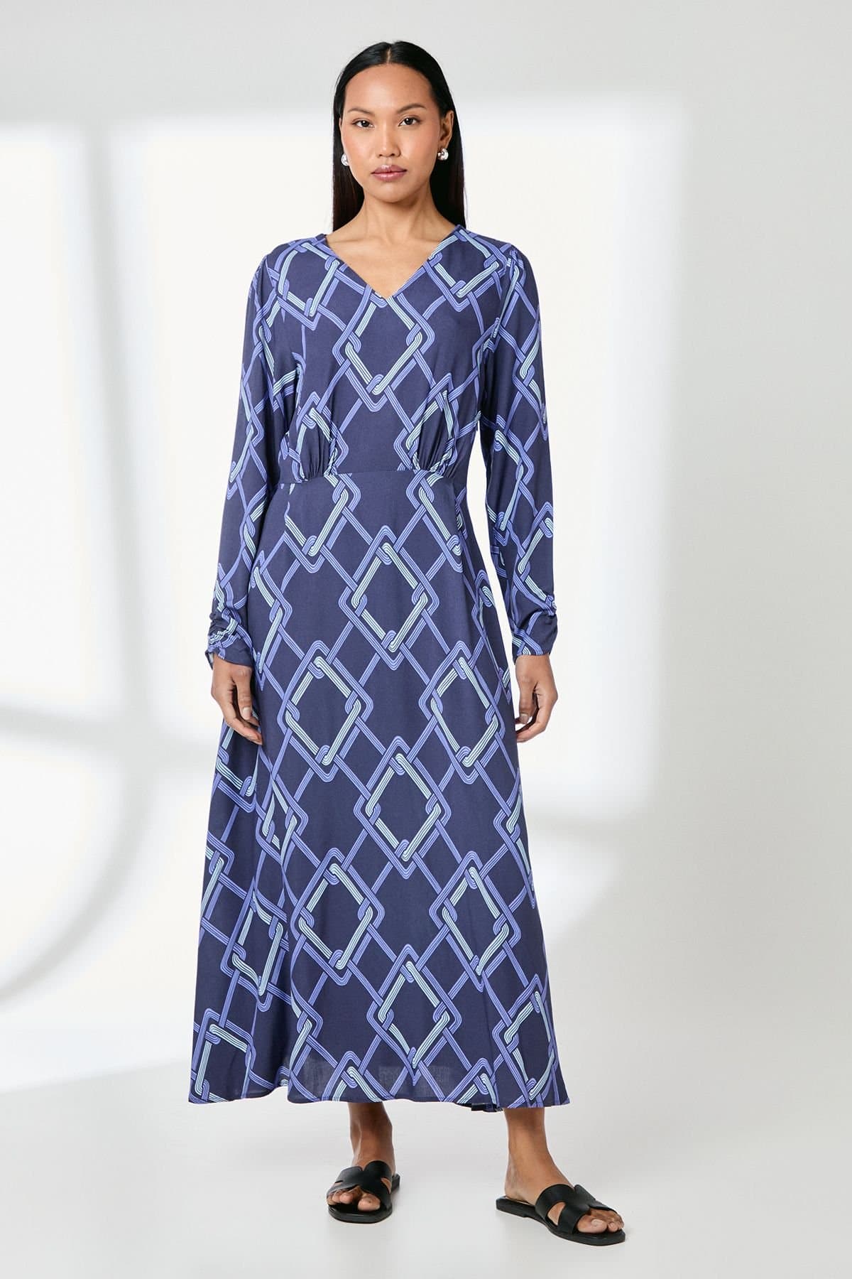 Principles Principles Women's Geo Print V Neck Midi Dress in Navy