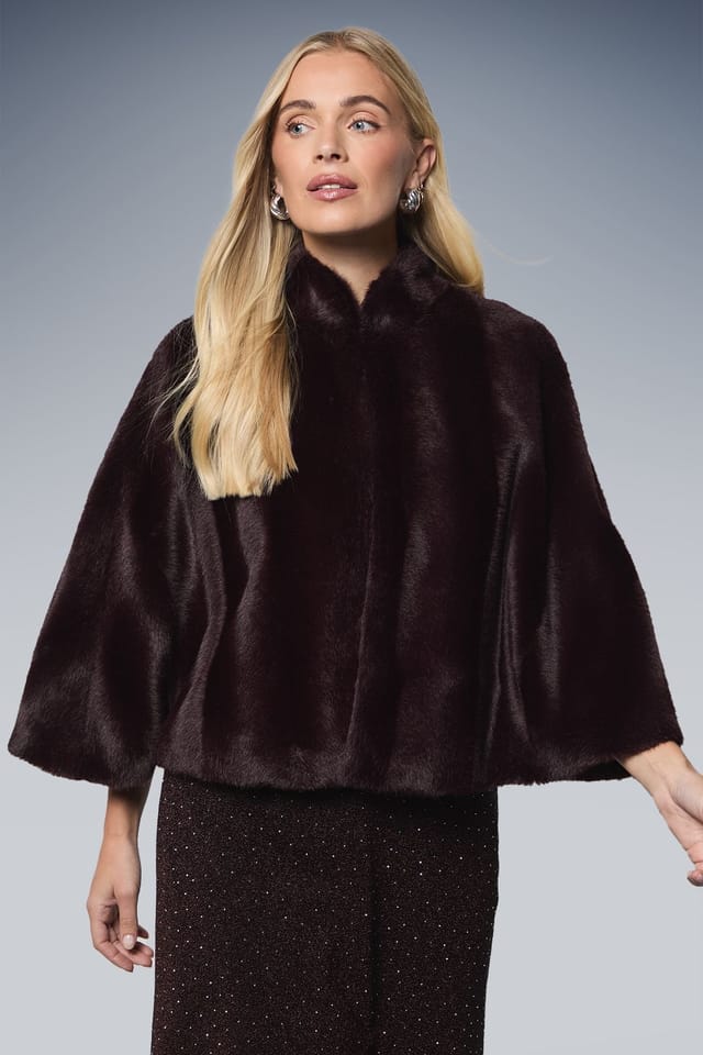 Wallis Wallis Women's Petite Cropped Faux Fur Cape in Berry - 2