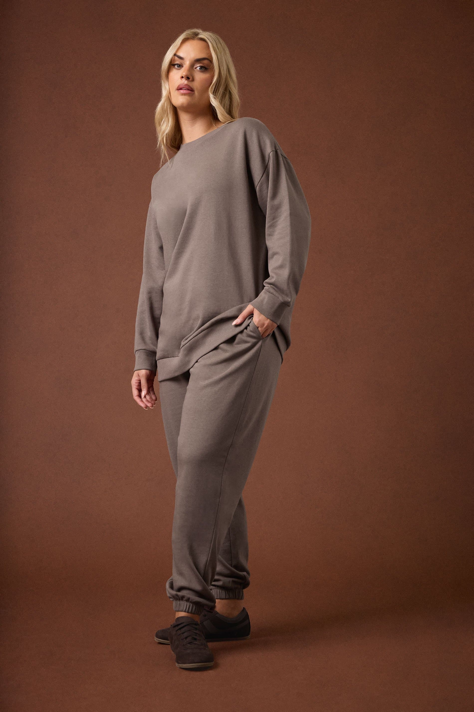 Yours Plus Size Chocolate Brown Cuffed Joggers