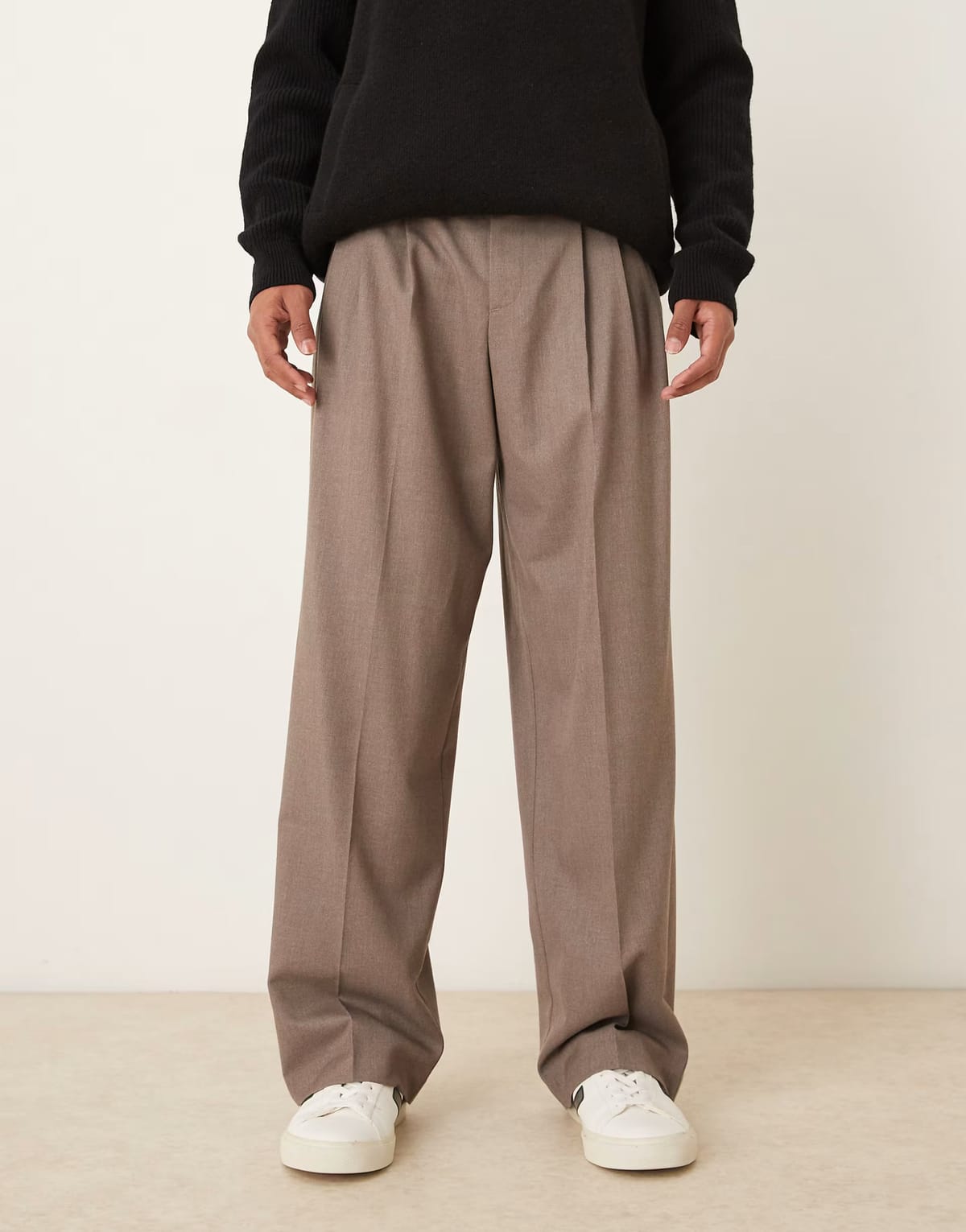 ASOS ASOS DESIGN smart wide leg trouser with triple pleat in beige flannel - 1