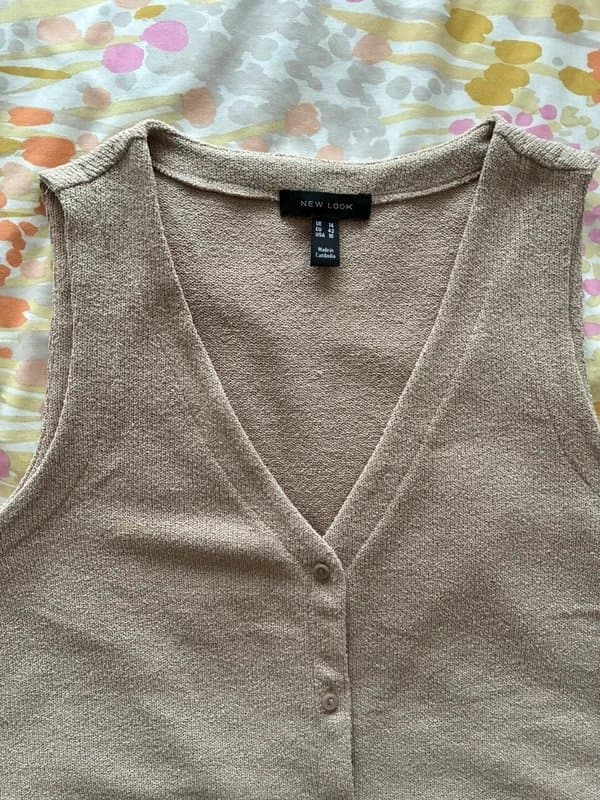 New Look New Look Beige Knitted Waistcoat