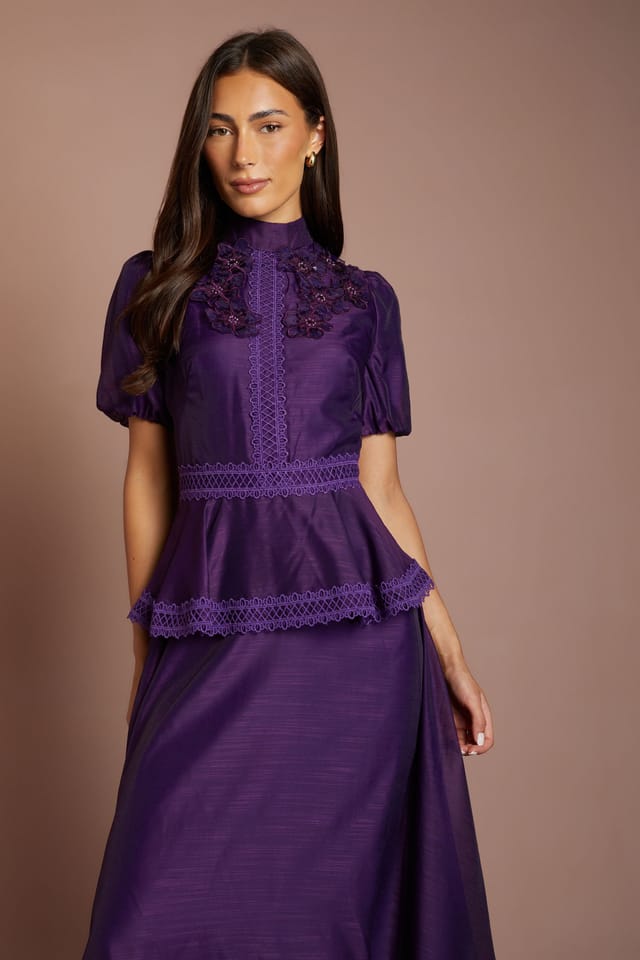 Coast Coast Women's Puff Sleeve 3D Flower Detail Organza Midi Dress in Fig - 2