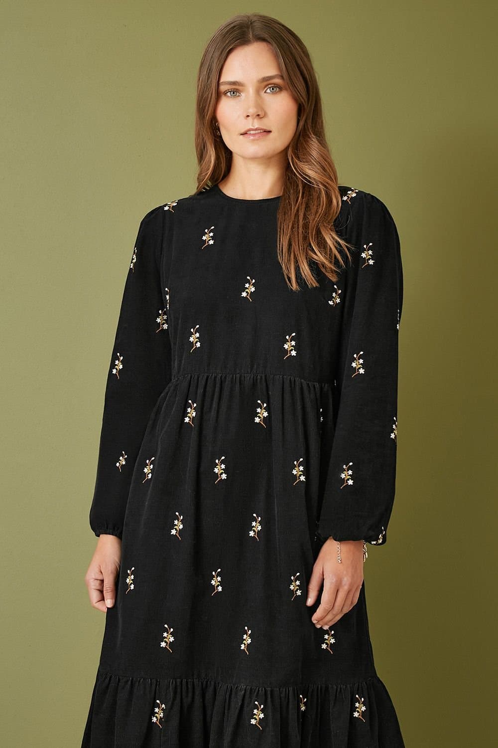 Yumi Yumi Women's Black Long Sleeve Midi Dress With Floral Embroidery