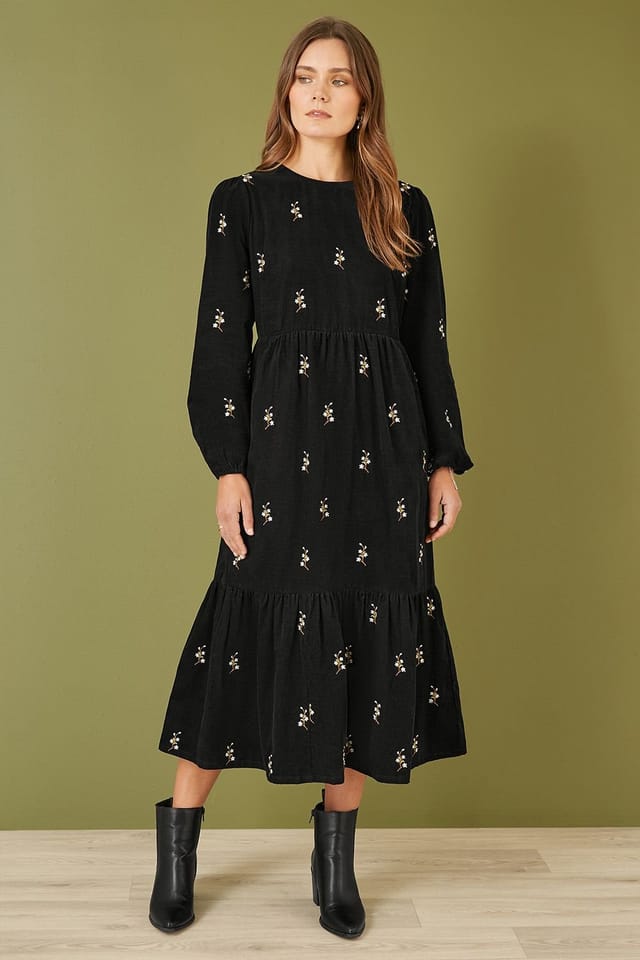 Yumi Yumi Women's Black Long Sleeve Midi Dress With Floral Embroidery - 3