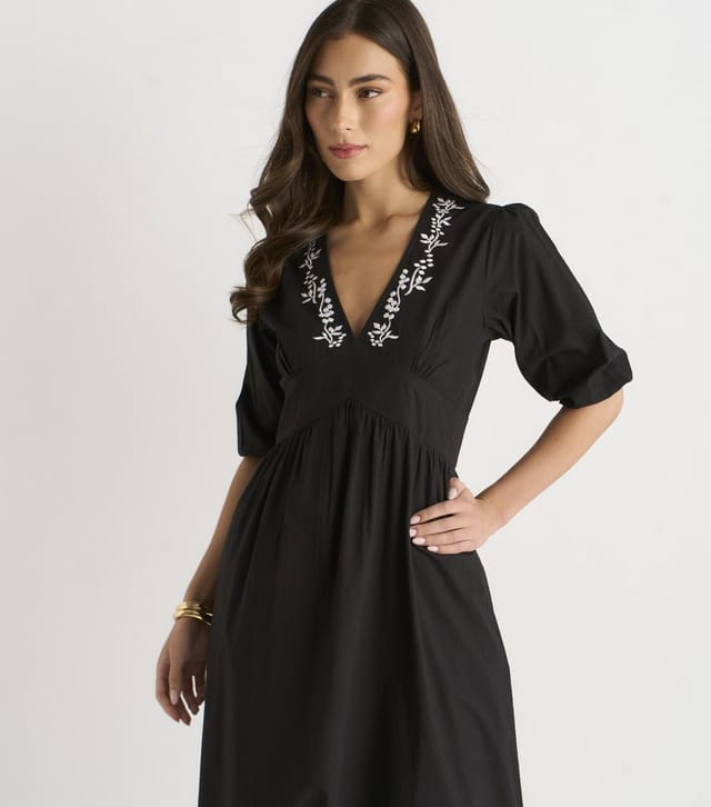 Gini London Women's Black Puff Sleeve Floral Embroidered Midi Dress Gini London New Look - 2