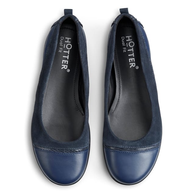 Hotter Hotter Women's Wide Fit 'Wren' Ballet Pumps in Navy - 3