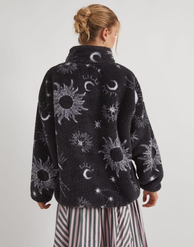 Skinnydip SKINNYDIP Women's Celestial Longline Fleece in Black - 2