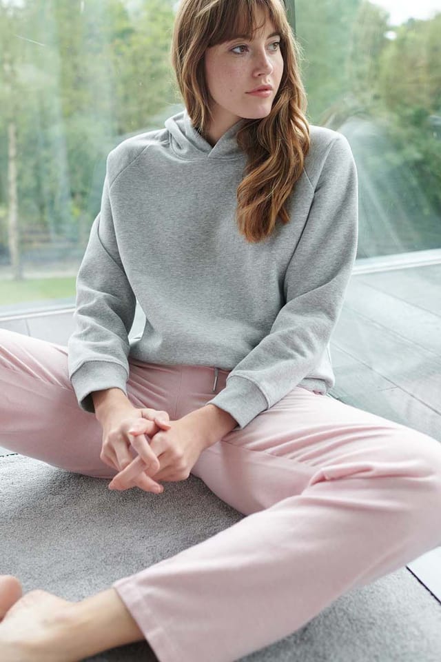 British Boxers British Boxers Women's Powder Pink 'Herringbone' Brushed Cotton Pyjama Trousers in Light Pink - 3