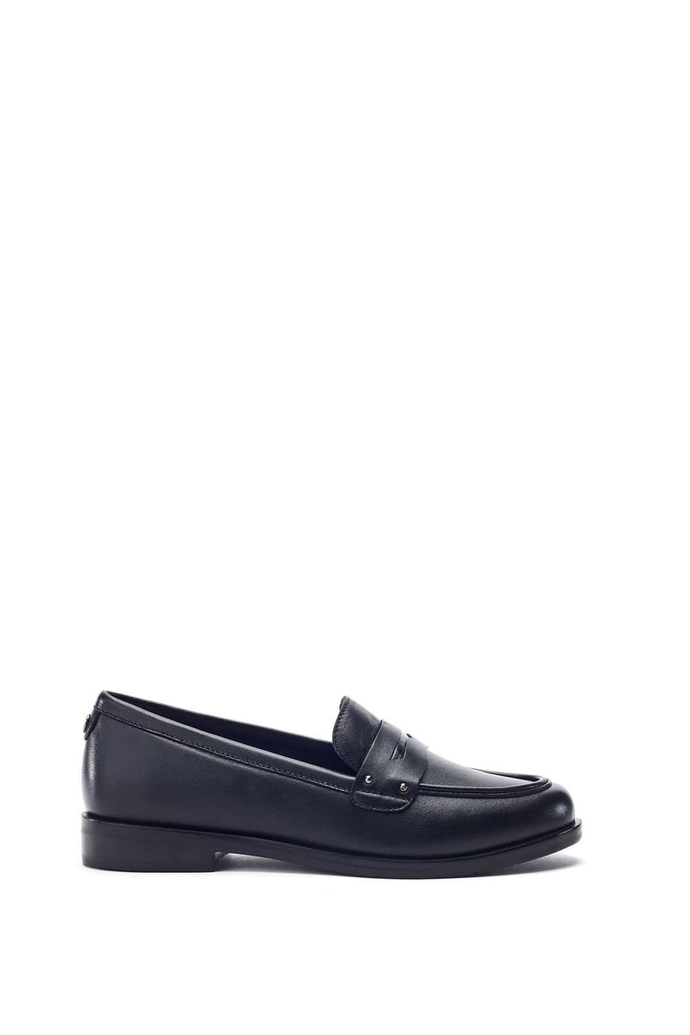 Moda In Pelle Moda In Pelle Women's 'Ema' Leather Loafers in Black