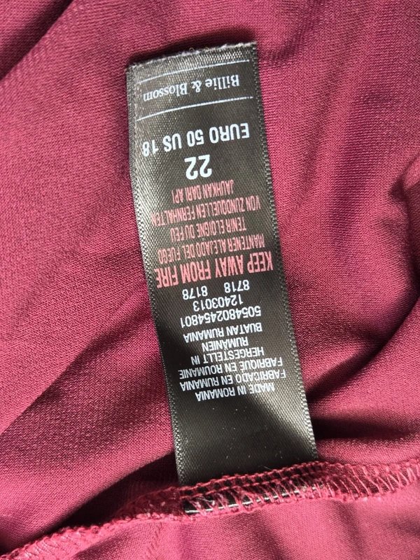 Billie & Blossom Billie & Blossom Curve Burgundy Embellished Shift Dress Plus Size Occasion UK 22 - 1