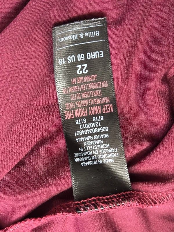 Billie & Blossom Billie & Blossom Curve Burgundy Embellished Shift Dress Plus Size Occasion UK 22