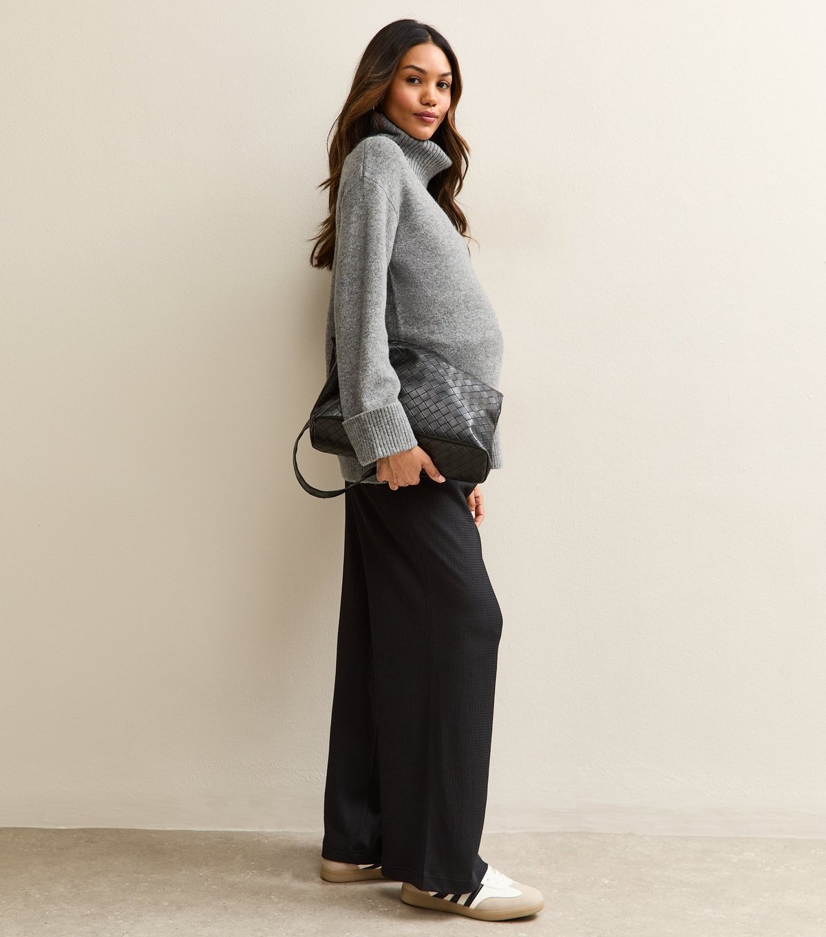 New Look Women's Maternity Black Crinkled Wide Leg Trousers New Look - 3