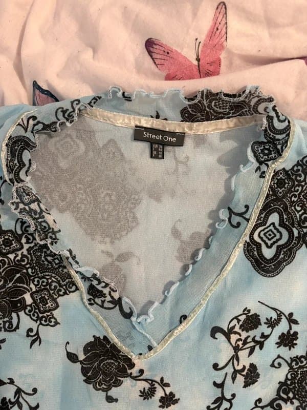 Street One blue floral print v neck blouse top